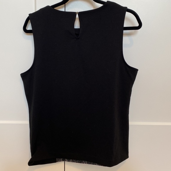 Banana Republic size M tank - Picture 3 of 4